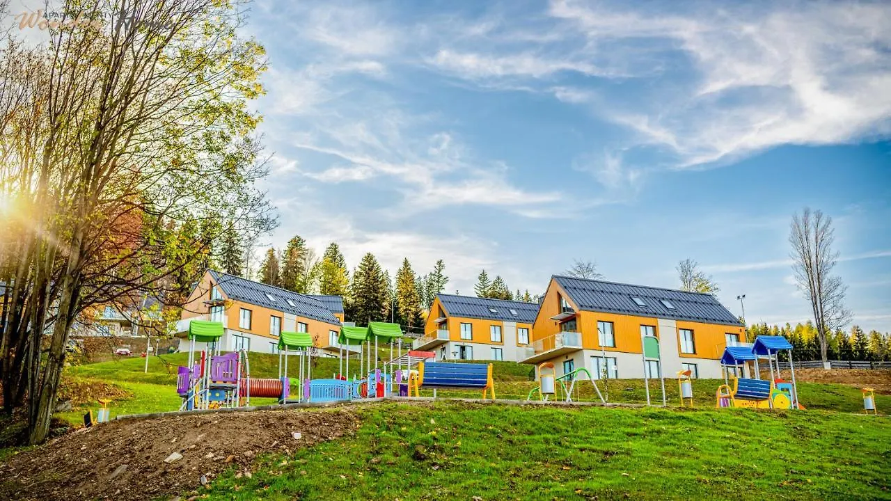 Wonder Home Hillside Tuz: Mountain View Apartments with Playground Karpacz Poland