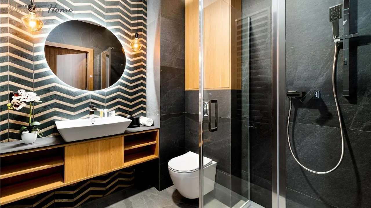 Wonder Home Hillside Tuz: Mountain View Apartments with Playground Karpacz Poland