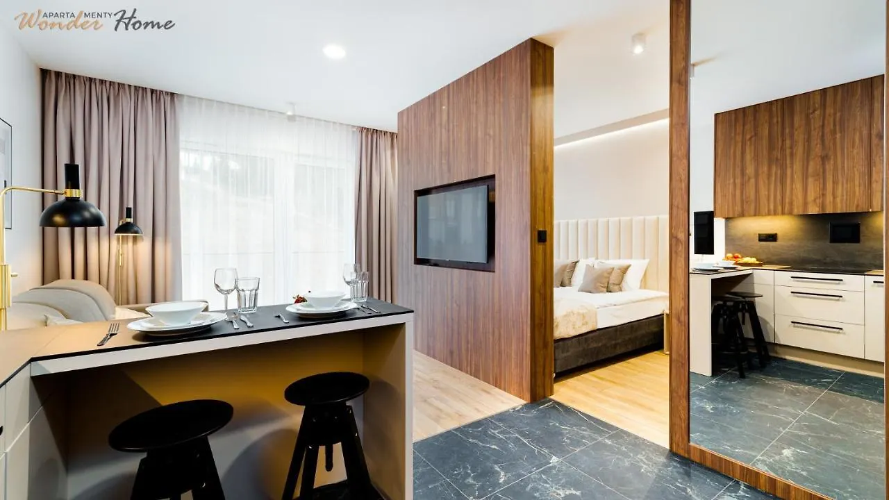 Wonder Home Hillside Tuz: Mountain View Apartments with Playground Karpacz