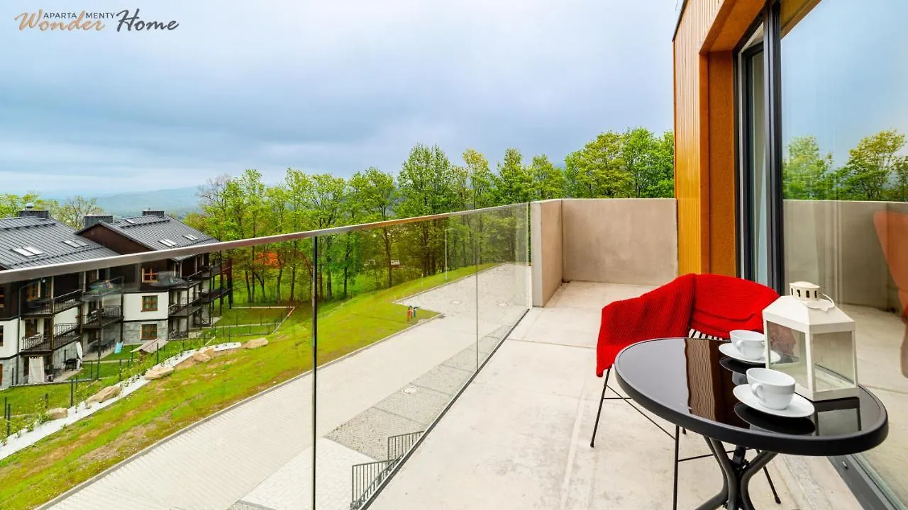 Wonder Home Hillside Tuz: Mountain View Apartments with Playground Karpacz Poland