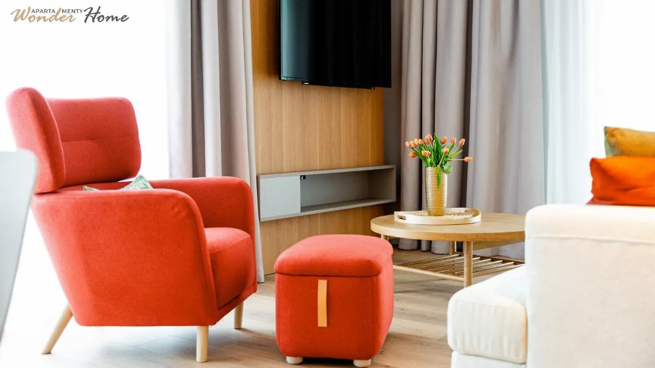 Wonder Home Hillside Tuz: Mountain View Apartments with Playground Karpacz Poland