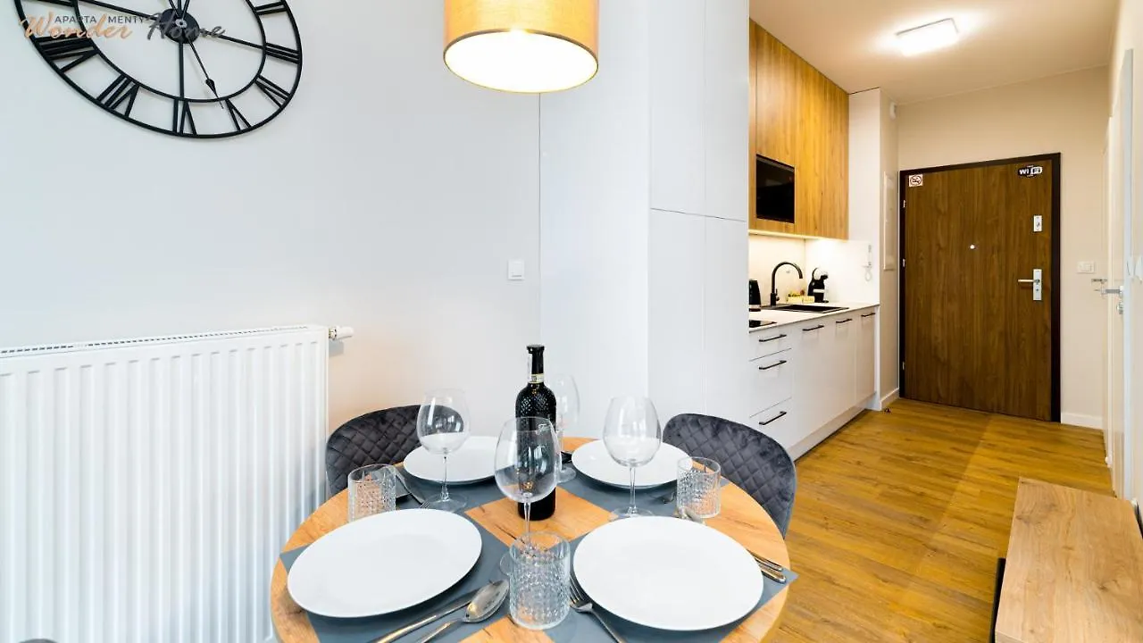 Wonder Home Hillside Tuz: Mountain View Apartments with Playground Karpacz Poland