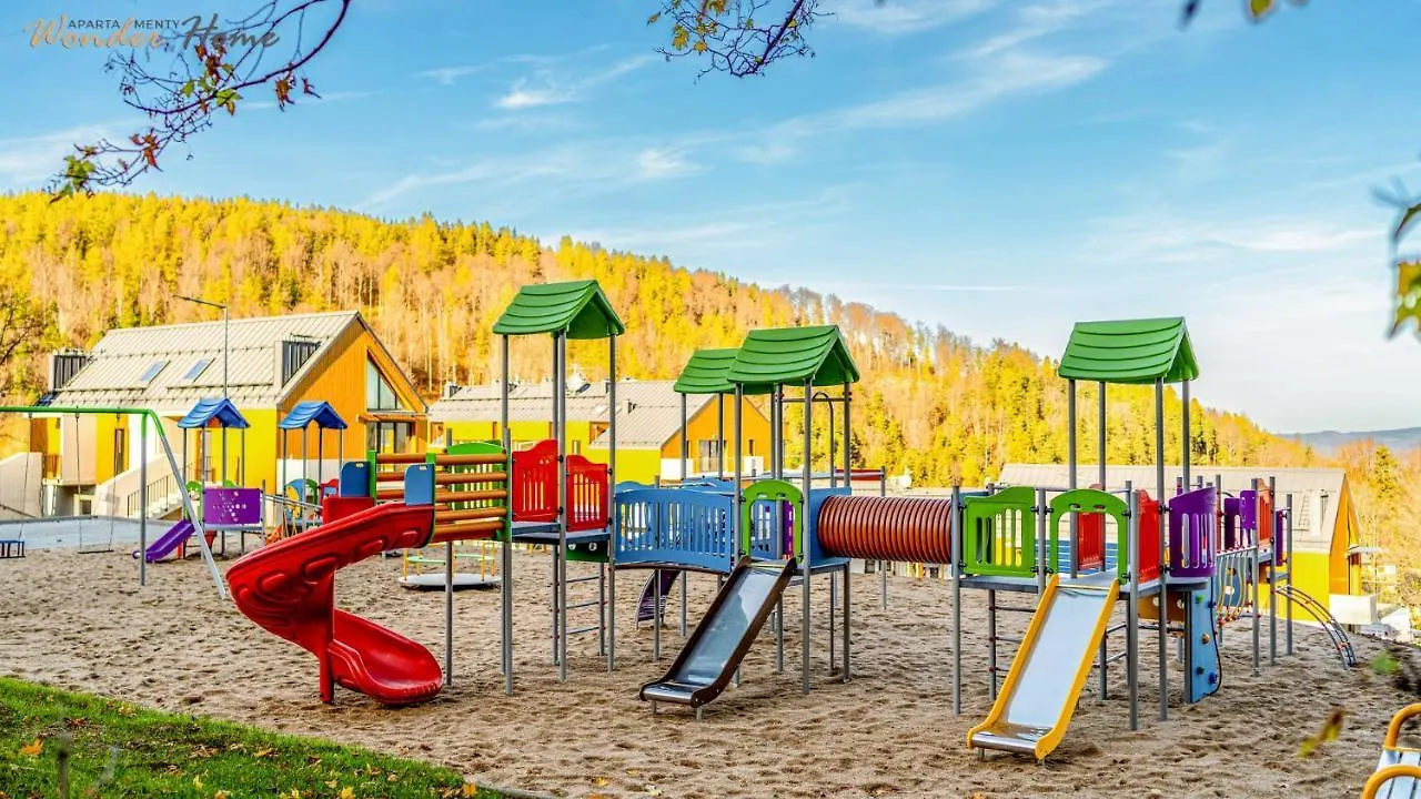 Wonder Home Hillside Tuz: Mountain View Apartments with Playground Karpacz