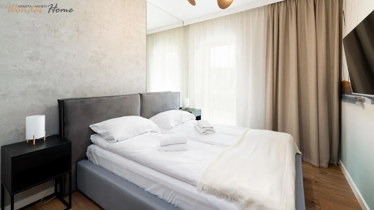 Wonder Home Hillside Tuz: Mountain View Apartments with Playground Karpacz Poland