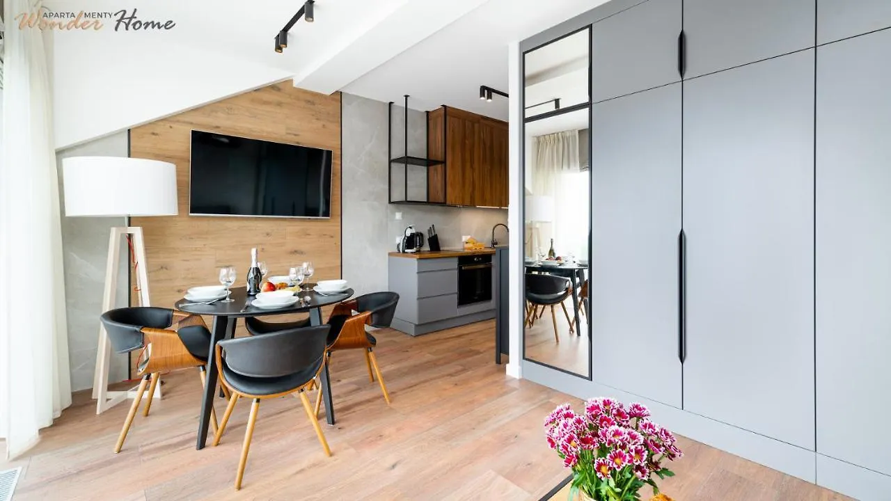 Wonder Home Hillside Tuz: Mountain View Apartments with Playground Karpacz 0*,  Poland