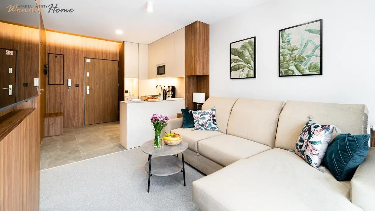 Wonder Home Hillside Tuz: Mountain View Apartments with Playground Karpacz